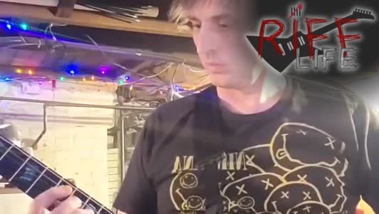Chasing Light Riff